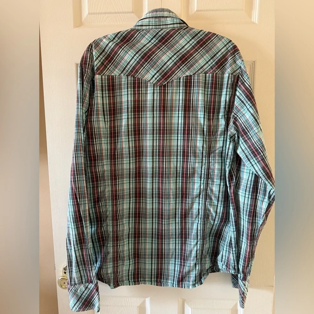 True Religion snap button shirt • Men’s XXL